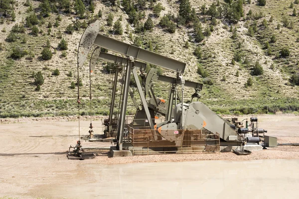 Нефтяная скважина США — стоковое фото