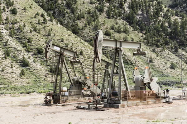 Poço de petróleo nos EUA — Fotografia de Stock