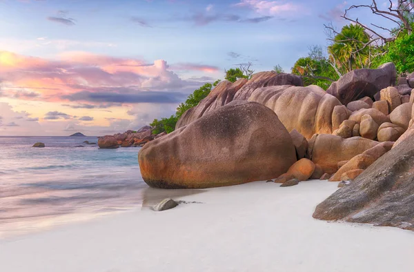 Spiaggia di Anse Lazio — Foto Stock