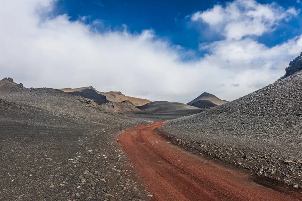 Camino de tierra en Islandia — Foto de Stock