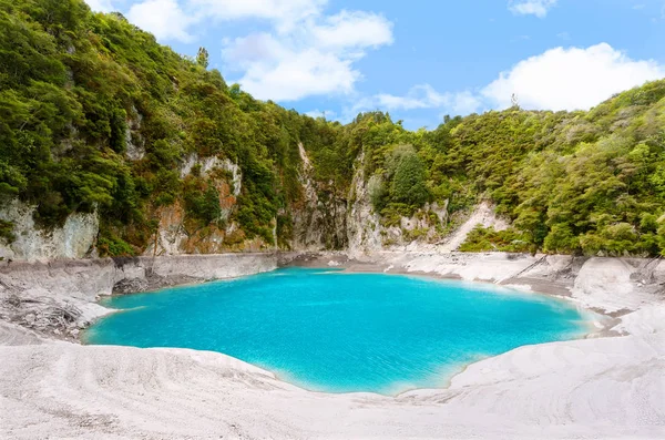 Inferno Kráterové jezero — Stock fotografie