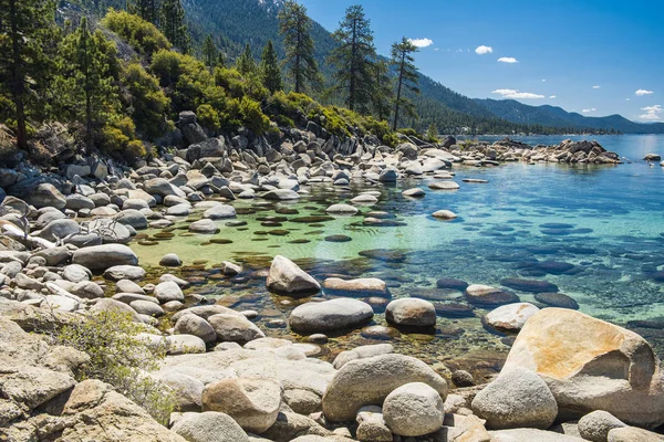 Lago Tahoe en los Estados Unidos — Foto de Stock