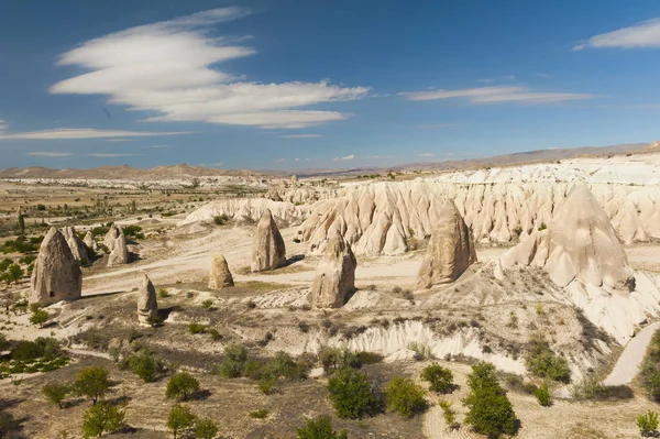 Cappadocia sziklaalakzatok Goreme közelében — Stock Fotó