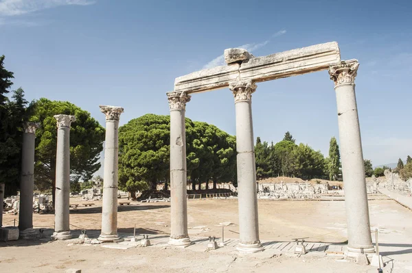 Oszlopok Ephesus — Stock Fotó