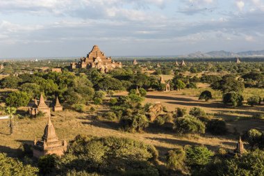 pagodadan bagan içinde