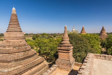 pagodadan bagan içinde