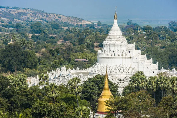 Ryby suszone w Myanmar — Zdjęcie stockowe