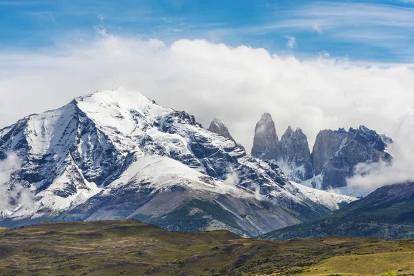 Torres Del Paine Picos Provenientes Nuvens Parque Nacional Torres Del — Fotografia de Stock