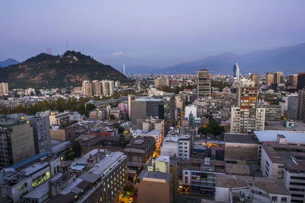 Panorama nocturno de Santiago de Chile —  Fotos de Stock