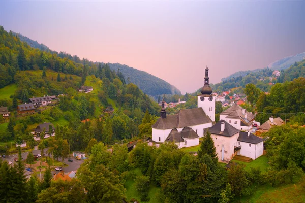 Západ Slunce Nad Španělem Dolinou Staré Hornické Město Slovenských Horách — Stock fotografie