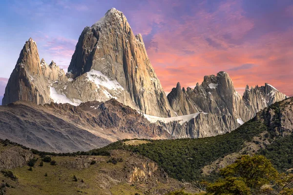 Monte Fitz Roy Parque Nacional Los Glaciares Argentina Belo Céu — Fotografia de Stock