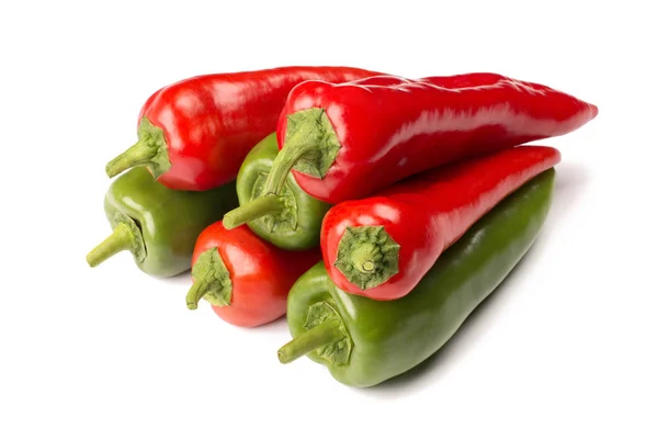 Red and green peppers isolated on white background — Stock Photo, Image
