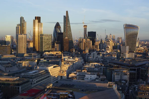 Vista elevada del distrito financiero de Londres —  Fotos de Stock