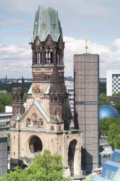 Kaiser Wilhelm Memorial Church por la tarde, Berlín, Alemania . — Foto de Stock