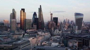 Gün gece Londra iş taslağı'hızlandırılmış