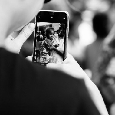 Bali, Endonezya - 16 Nisan 2020: Endonezya 'daki bir salgın sırasında insani yardım