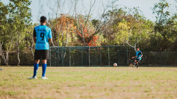 Bali Indonesia August 27Th 2019 Children Training Large Football Field — Stock Photo, Image