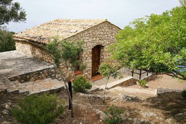 Doğa Rezervi Zingaro, Sicilya - Haziran 2019: Güzel müze klasik evi