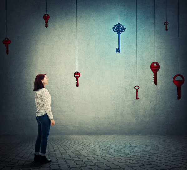 выбрать ключ
