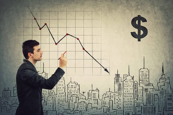 Zakenman Analist Geeft Pessimistische Prognose Van Covid Impact Toekomstige Wereldeconomie — Stockfoto