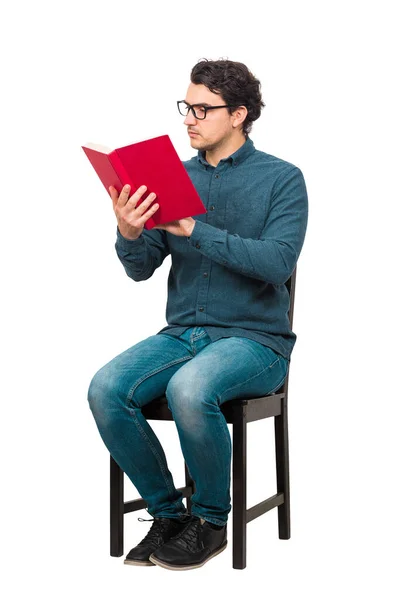 Plná Délka Student Čtení Knihy Sedí Židli Izolované Bílém Pozadí — Stock fotografie