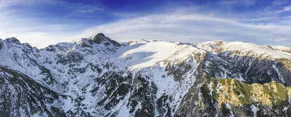 Bela Vista Drone Para Montanha Neve Montanha Pico Maliovica Rila — Fotografia de Stock