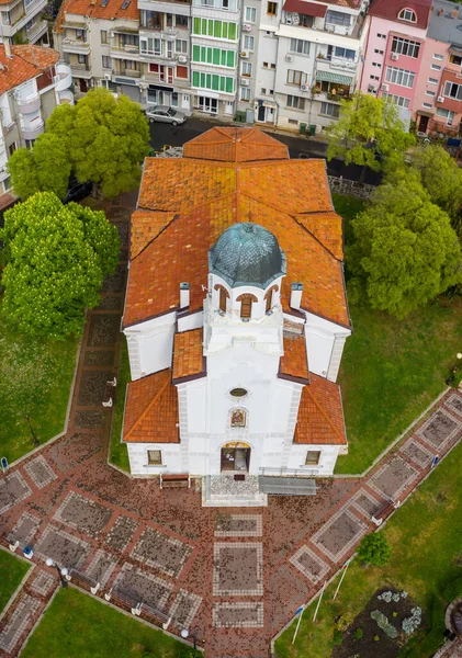 Eski Pomorie Kasabasındaki Kilisenin Insansız Hava Aracı Görüntüsü — Stok fotoğraf