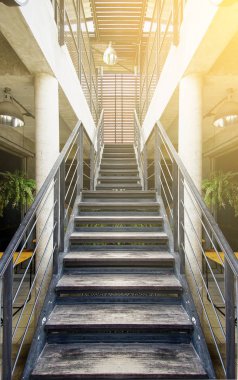 ofiste Ahşap merdiven