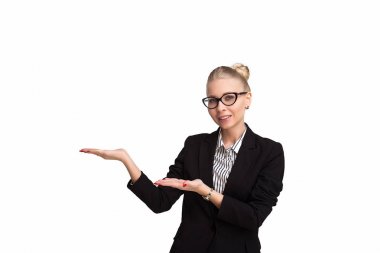 Gözlüklü kadın patron