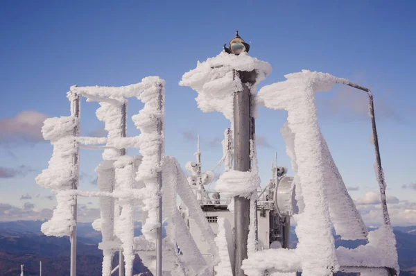 Weather instruments in winter — Stock Photo, Image