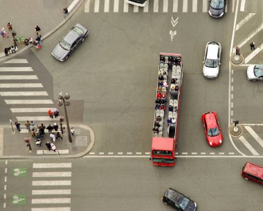 yaya geçidi havadan görünümü Caddesi üzerinde