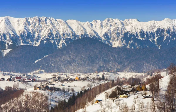 Scena invernale in Romania — Foto Stock