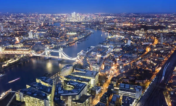 Letecký pohled na město London s Tower Bridge — Stock fotografie