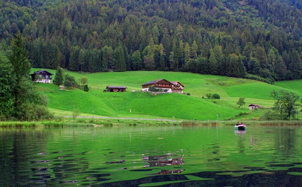 Summer landscape on Hintersee lake — Stock Photo, Image