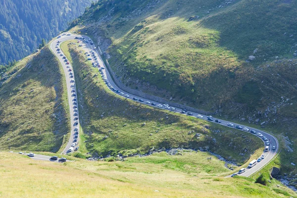 Stau auf transfagarasan mountain road, Rumänien — Stockfoto