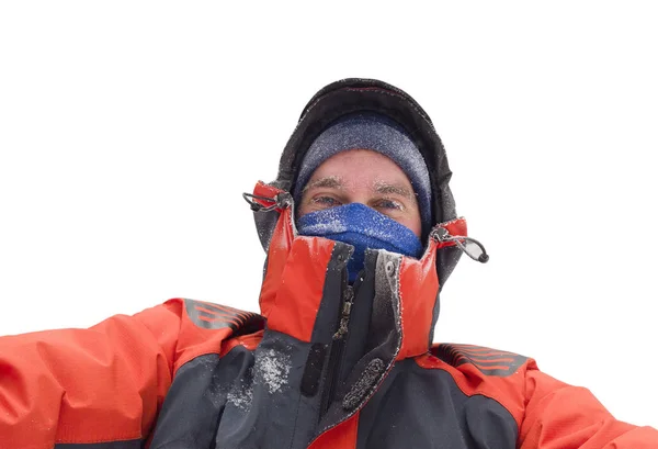 Uomo congelamento in inverno, foto isolata su bianco — Foto Stock