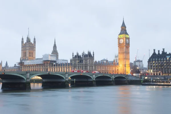 บิ๊กเบนในเมืองลอนดอน สหราชอาณาจักร — ภาพถ่ายสต็อก
