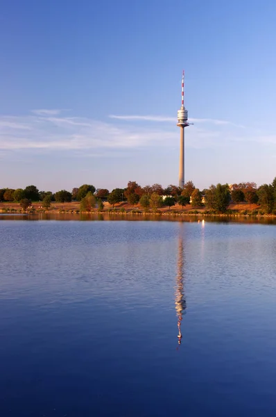 Donauturm Πύργος Του Δούναβη Στην Πόλη Της Βιέννης Αυστρία — Φωτογραφία Αρχείου