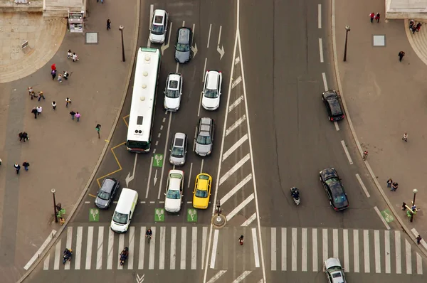 Vista Aerea Auto Persone Traffico Occupato Grande Incrocio Parigi — Foto Stock