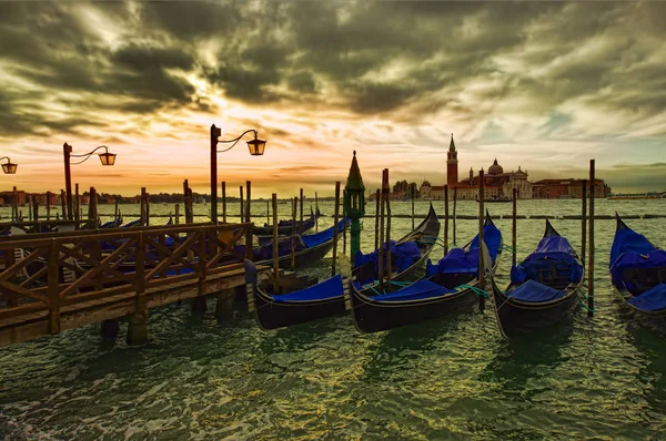 Dramatic View Venice City Gondola Sunset — Stock Photo, Image