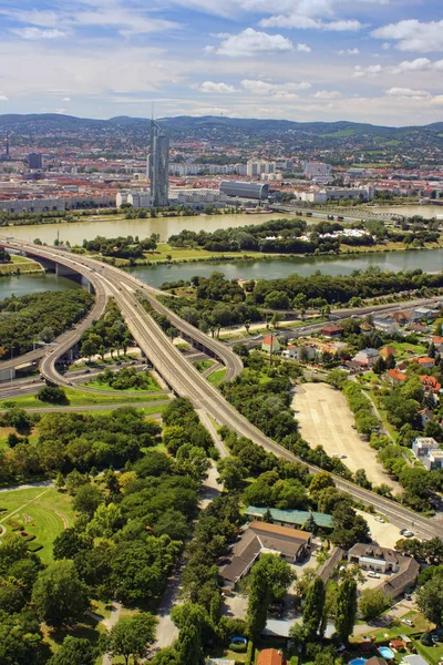 维也纳城市景观 垂直视图 — 图库照片