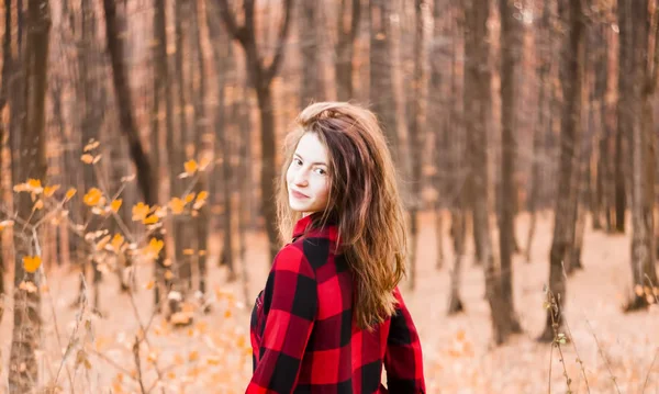 Mooi Meisje Het Bos Portret Natuur — Stockfoto