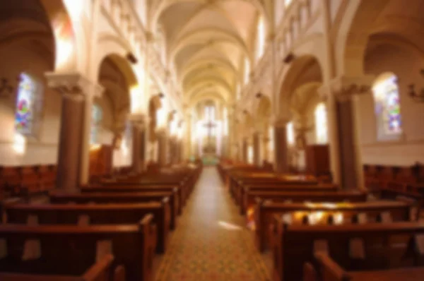 Intérieur d'une petite église catholique — Photo