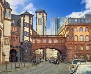 Frankfurt am Main tarihi kent merkezine iyi binalar