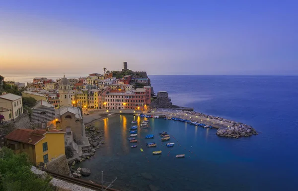 Puesta Sol Cerca Costa Del Mar Vernazza Cinque Terre Italia —  Fotos de Stock