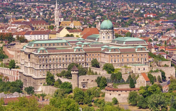 Το Βασιλικό Κάστρο ή Παλάτι στην πόλη Βουδαπέστη, Ουγγαρία. — Φωτογραφία Αρχείου