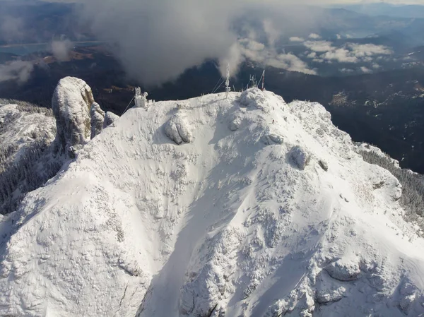 Estación Meteorológica Ceahlau Toaca Cima Montaña Rumanía Escena Invierno — Foto de Stock