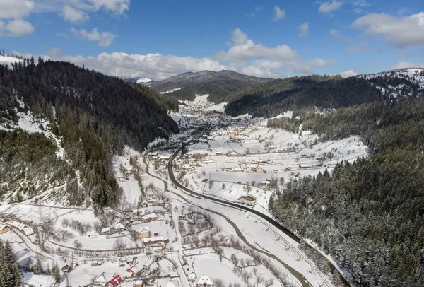 Vista Aérea Aldeia Inverno Roménia Moldávia — Fotografia de Stock