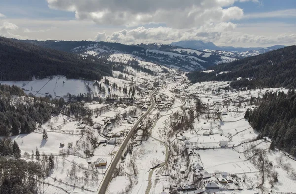 Vista Aérea Aldeia Inverno Roménia Moldávia — Fotografia de Stock