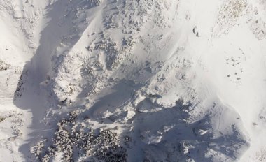 Ceahlau dağda Romen Karpatlar. Havadan görünümü manzara